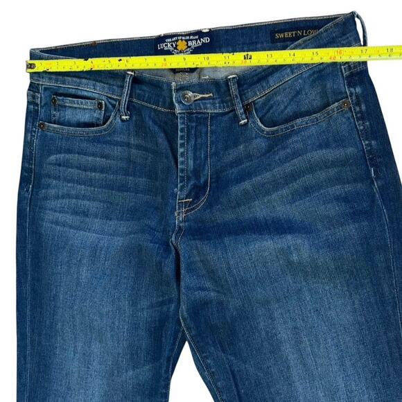 Lucky Brand Dark Wash Flared Sweet Low Rise Jeans Women's 10 Preppy Classic Y2K - Picture 10 of 10